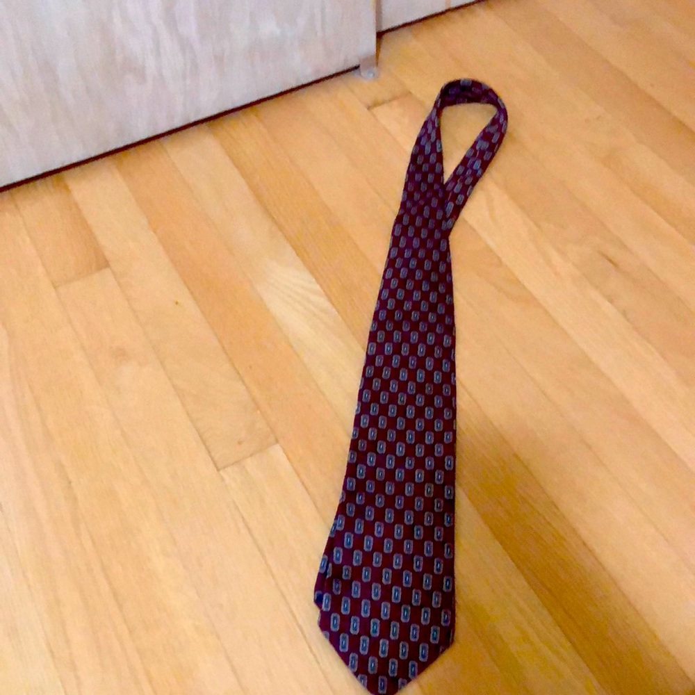 Kenneth Cole New York Tie for Men.